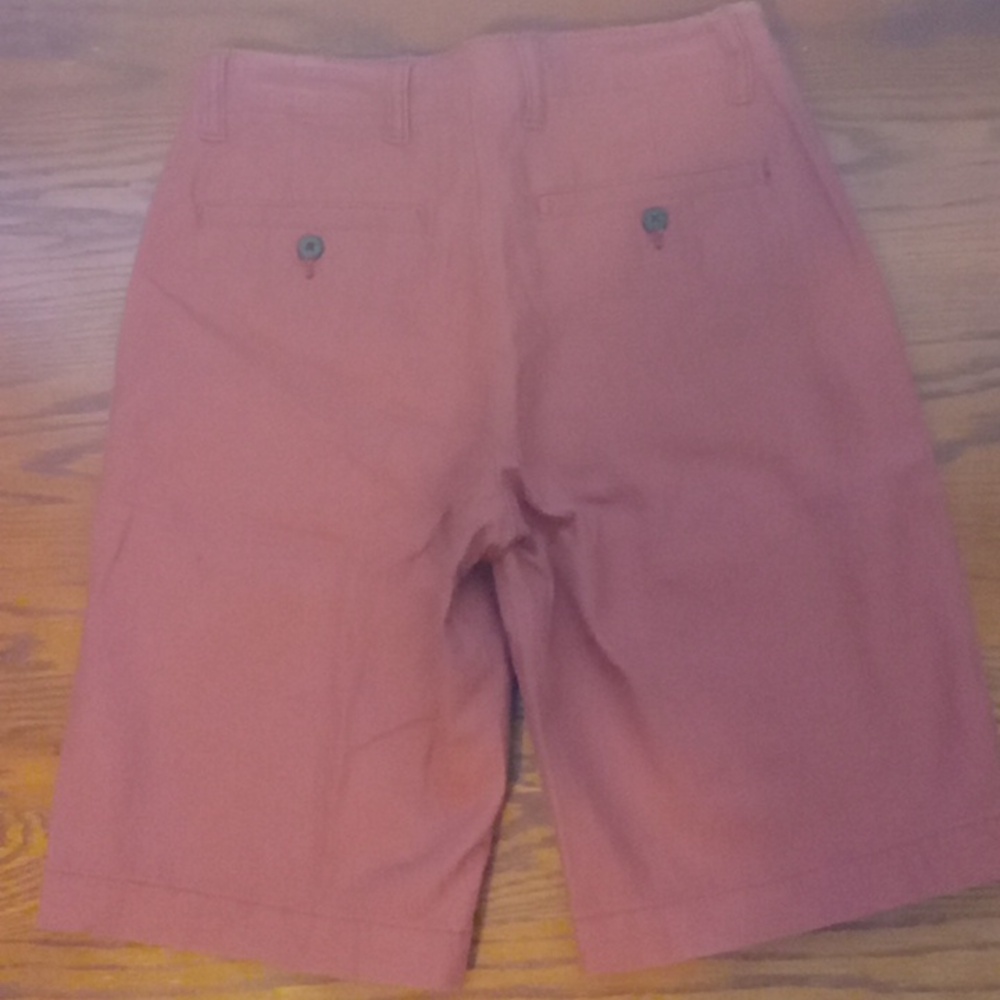 Old Navy rust colored men's shorts